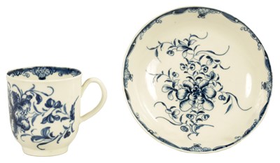 Lot 1011 - AN 18TH-CENTURY WORCESTER PORCELAIN TEA CUP AND SAUCER