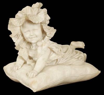 Lot 492 - A 19TH CENTURY WHITE CARRARA MARBLE CARVED SCULPTURE OF A YOUNG CHILD