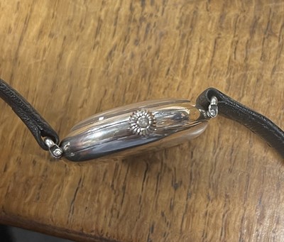 Lot 319 - A 1920s GENTLEMAN’S SILVER LONGINES WRISTWATCH