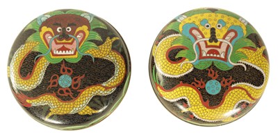 Lot 191 - TWO 19TH CENTURY CHINESE CLOISONNÉ ENAMEL BOWLS AND COVERS