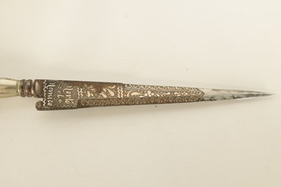 Lot 381 - AN 18TH CENTURY ITALIAN VENDETTA DAGGER