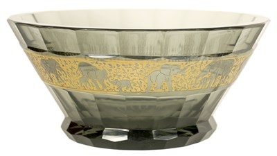 Lot 1344 - A MID 20TH CENTURY MOSER STYLE SMOKED GLASS ELEPHANT BOWL