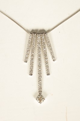 Lot 225 - A 18CT WHITE GOLD AND DIAMOND PENDENT NECKLACE BY CHRISTOPHER STONER