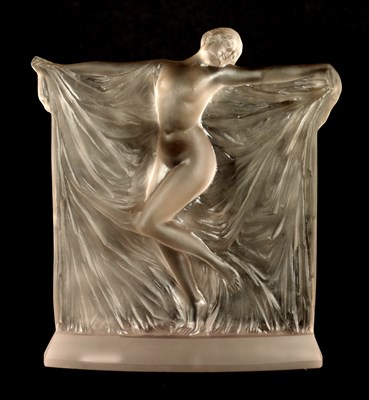 Lot 17 - AN R LALIQUE FRANCE CLEAR AND FROSTED GLASS ‘THAIS’ STATUETTE