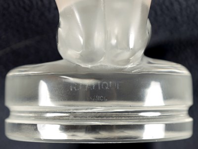 Lot 27 - AN R LALIQUE FRANCE CLEAR GLASS ‘CHRYSIS’ CAR MOSCOT
