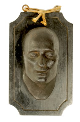 Lot 487 - A 19TH CENTURY MINIATURE DEATH MASK OF NAPOLEON BONAPARTE