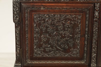 Lot 194 - A FINE 19TH CENTURY CHINESE HARDWOOD SIDE CABINET