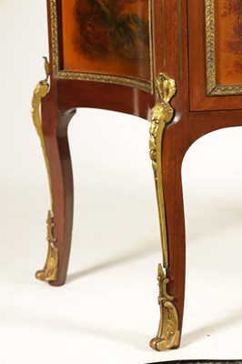 Lot 61 - A 19TH CENTURY LOUIS XVI STYLE VITRINE