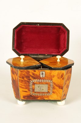 Lot 582 - A REGENCY TORTOISESHELL AND IVORY BANDED SARCOPHAGUS TEA CADDY