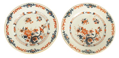 Lot 1426 - A PAIR OF 18TH CENTURY CHINESE IMARI PATTERN PLATES