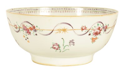 Lot 1160 - AN 18TH CENTURY CHINESE BOWL