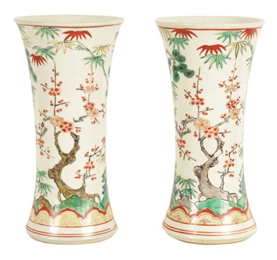 Lot 102 - A PAIR OF 19TH CENTURY CHINESE FAMILLE VERTE VASES