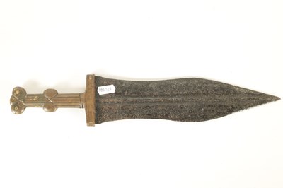 Lot 395 - A 1ST/2ND CENTURY AD ROMAN PAGIO SIDE ARM