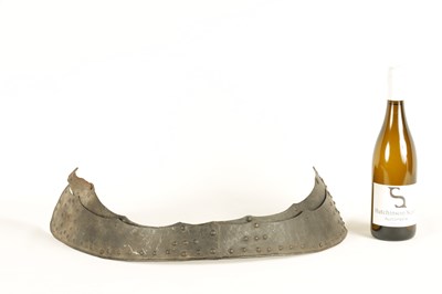 Lot 107 - A 17TH CENTURY CIVIL WAR CROMWELLIAN BOTTOM SECTION OF AN ARTICULATED BACK PLATE
