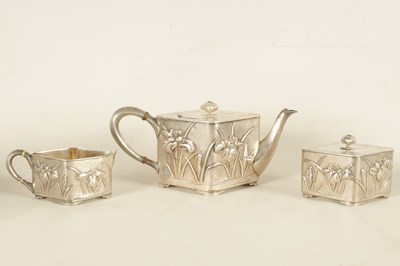 Lot 174 - A JAPANESE MEIJI PERIOD 3 PIECE BISANSHA SILVER TEA SERVICE AND TRAY
