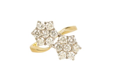 Lot 232 - A LADIES 18CT YELLOW GOLD TWO CLUSTER DIAMOND RING