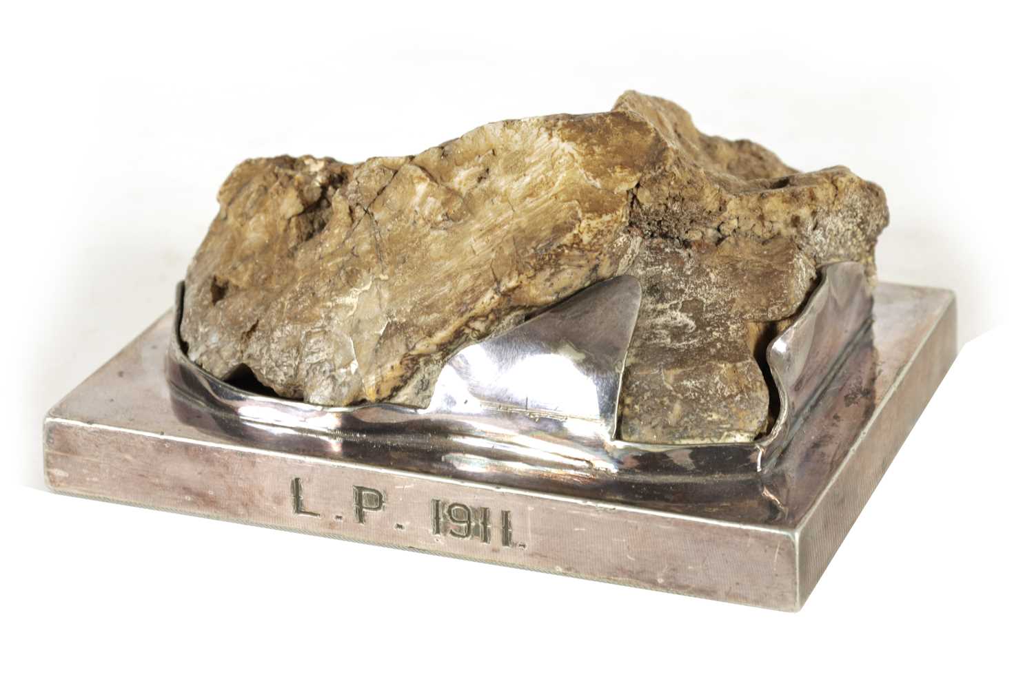 Lot 1427 - AN EARLY 20TH CENTURY SILVER ORE
