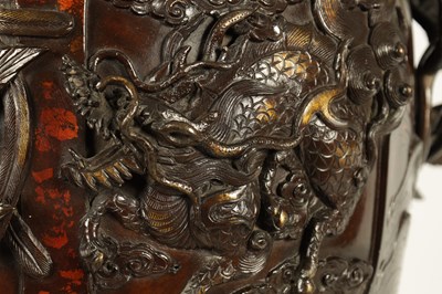 Lot 327 - A LARGE JAPANESE MEIJI PERIOD PATINATED KORO AND COVER