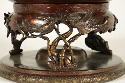 Lot 327 - A LARGE JAPANESE MEIJI PERIOD PATINATED KORO AND COVER