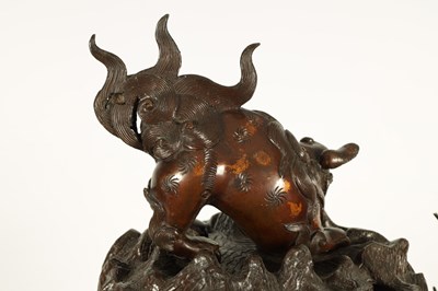Lot 327 - A LARGE JAPANESE MEIJI PERIOD PATINATED KORO AND COVER