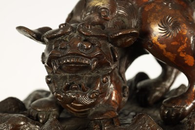 Lot 327 - A LARGE JAPANESE MEIJI PERIOD PATINATED KORO AND COVER