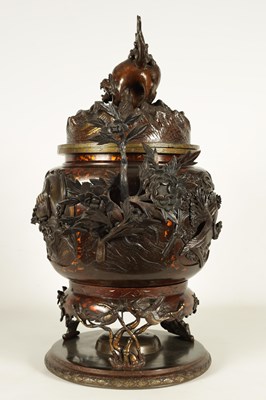 Lot 327 - A LARGE JAPANESE MEIJI PERIOD PATINATED KORO AND COVER