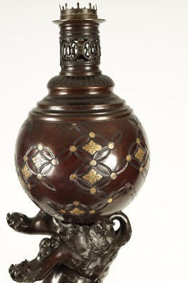 Lot 213 - AN IMPRESSIVE MEIJI PERIOD JAPANESE PATINATED BRONZE AND MIXED METAL STANDARD LAMP