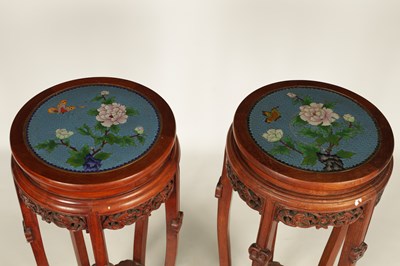 Lot 103 - A PAIR OF LATE 19TH/EARLY 20TH CENTURY HARDWOOD CHINESE JARDINIERE  STANDS WITH CLOISONNÉ ENAMEL TOPS