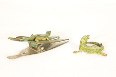 Lot 664 - TWO LATE 19TH CENTURY/EARLY 20TH CENTURY BERGMAN STYLE COLD PAINTED ANIMALIER BRONZE PAPER CLIP AND SCULPTURE OF LIZARDS