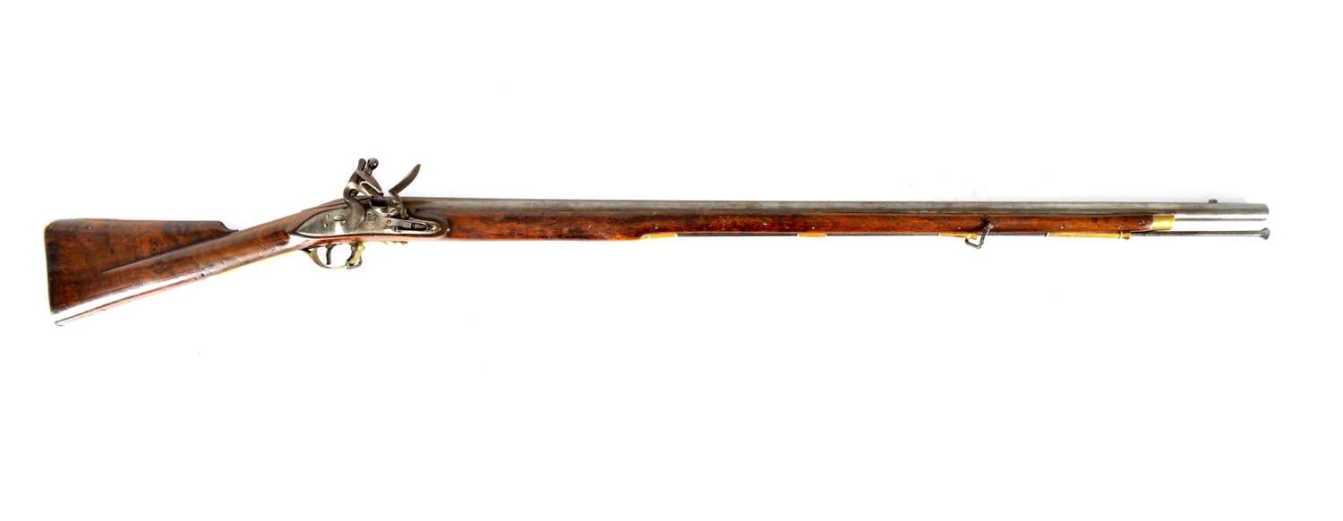 Lot 398 - AN EARLY 19TH CENTURY BROWN BESS FLINTLOCK RIFLE BY WILLIAM KETLAND