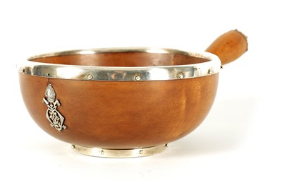 Lot 581 - A LATE 19TH CENTURY SILVER MOUNTED FRUITWOOD BOWL