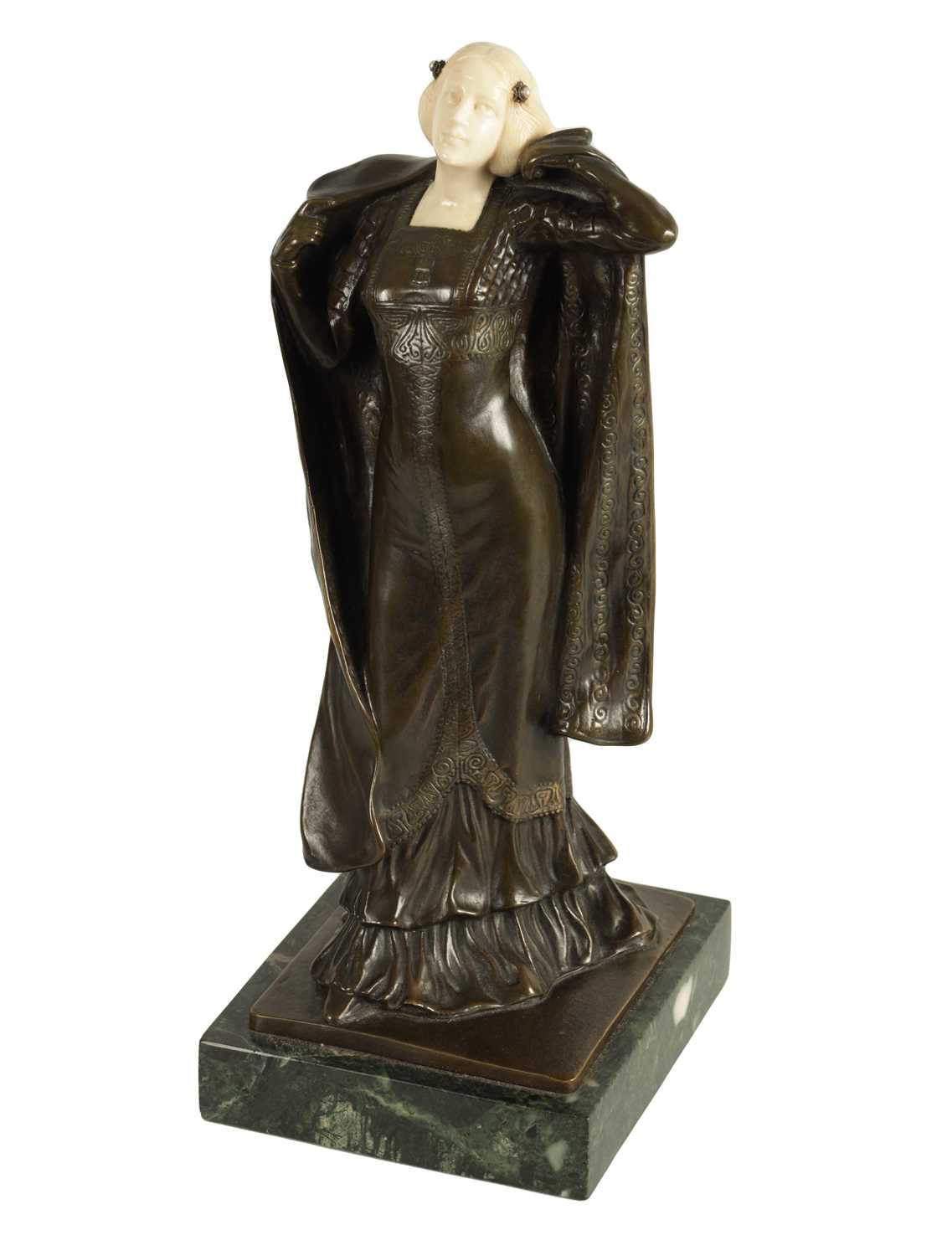 Lot 635 - ANTON ENDSTORFER (1880-1960) AN ART NOUVEAU BRONZE AND IVORY FIGURAL SCULPTURE