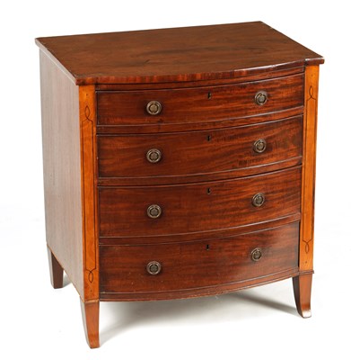 Lot 1183 - AN UNUSUAL REGENCY SMALL SIZED MAHOGANY BOW-FRONT CHEST OF DRAWERS