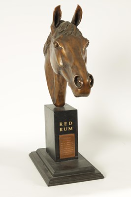 Lot 708 - MAUREEN COATMAN. A LARGE LIMITED EDITION BRONZE SCULPTURE OF RED RUM
