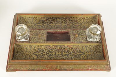 Lot 622 - C. ASPREY 166, BOND STREET, LONDON. A FINE TORTOISESHELL BOULLE WORK  DESK PEN AND INK STAND