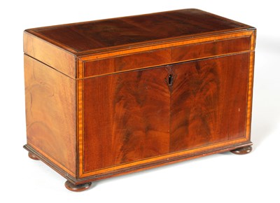 Lot 593 - A GEORGE III SATINWOOD STRUNG AND EBONY LINED FIGURED MAHOGANY TEA CADDY