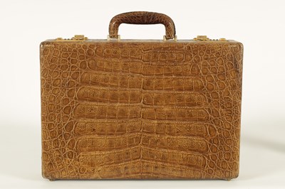 Lot 632 - A GOOD VINTAGE CROCODILE BRIEFCASE