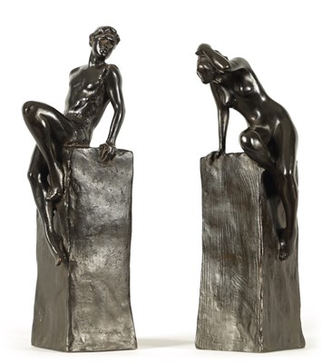 Lot 711 - CLIO HINTON HUNEKAR (AMERICAN 1870 - 1925) A STYLISH PAIR OF ART NOVEAU STYLE BRONZE FIGURAL BOOKENDS