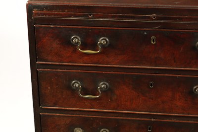 Lot 1143 - A GOOD GEORGE III MAHOGANY CADDY TOP CHEST OF DRAWERS OF SUPERB COLOUR AND PATINATION