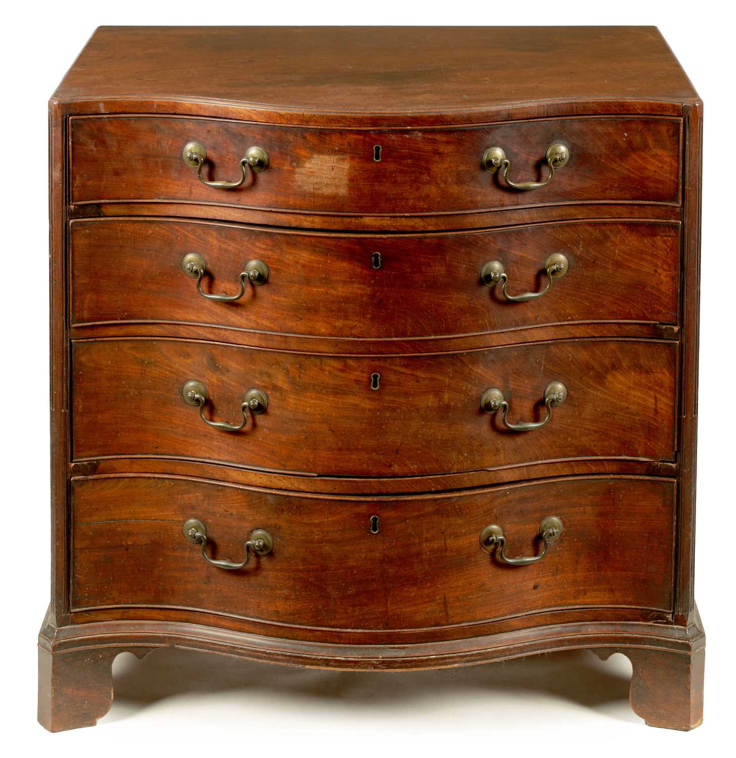 Lot 1087 - A GOOD GEORGE III FIGURED MAHOGANY SERPENTINE CADDY TOP CHEST OF DRAWERS