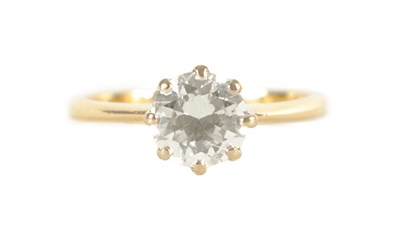 Lot 287 - A LADIES 18CT GOLD 1.5CT DIAMOND SOLITAIRE RING