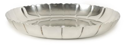 Lot 359 - A LARGE ELIZABETH II IRISH SILVER BOWL