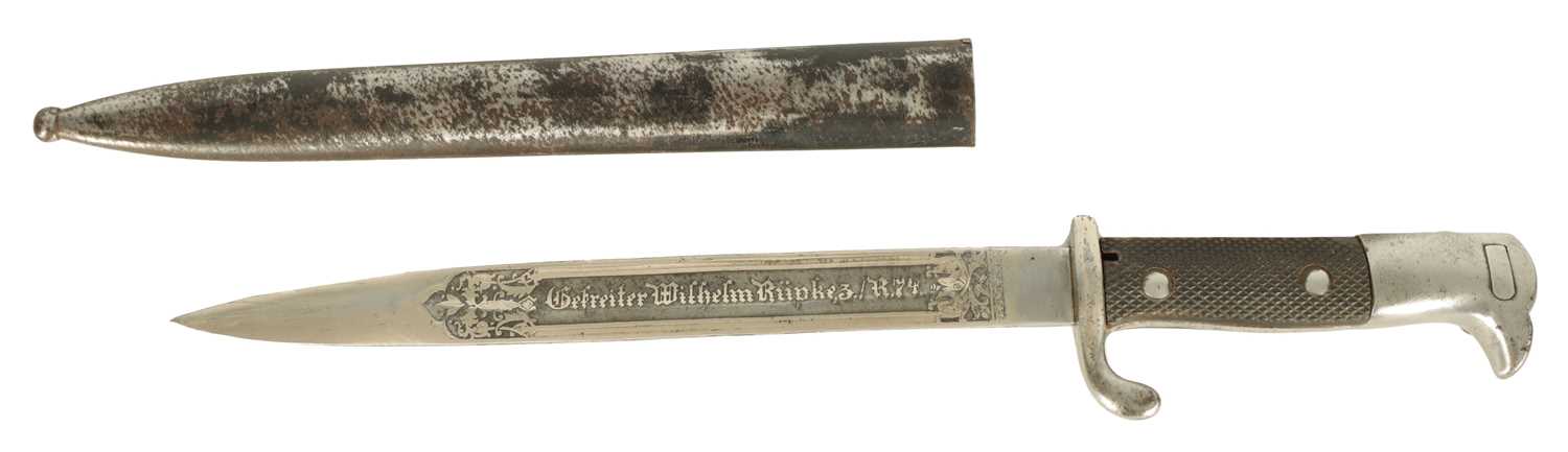 Lot 397 - A WW1 GERMAN PRESENTATION BAYONET