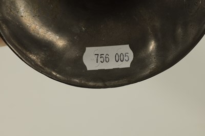 Lot 533 - AN ARTS AND CRAFTS PEWTER LAMP STAMPED KAYSERZINN NO. 4499 TOGETHER WITH AN ART NOUVEAU PEWTER JUG AND BOWL STAMPED ORIVIT