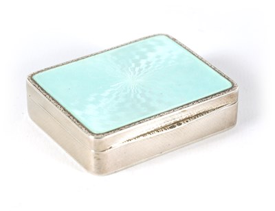 Lot 272 - AN UNSUAL GEORGE V SILVER AND GUILLOCHE ENAMEL RECTANGULAR COMPACT