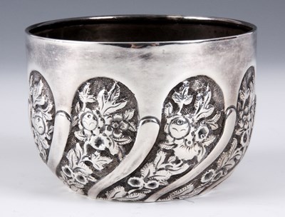 Lot 254 - A SMALL 19TH CENTURY SILVER BOWL with embossed...