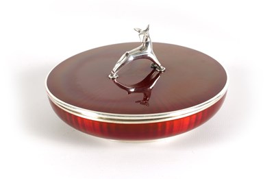 Lot 310 - A DAVID ANDERSEN, NORWAY SILVER AND RUBY GUILLOCHE ENAMEL POWDER BOWL AND COVER