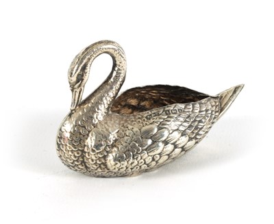 Lot 344 - A EDWARD VII EMBOSSED SILVER PIN CUSHION CASE MODELLED AS A SWAN