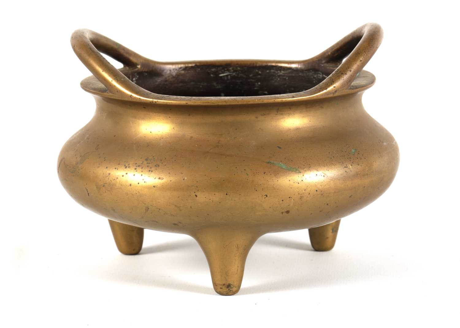 Lot 149 - A CHINESE CAST BRONZE SQUAT BULBOUS CENSER