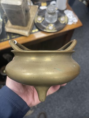 Lot 149 - A CHINESE CAST BRONZE SQUAT BULBOUS CENSER